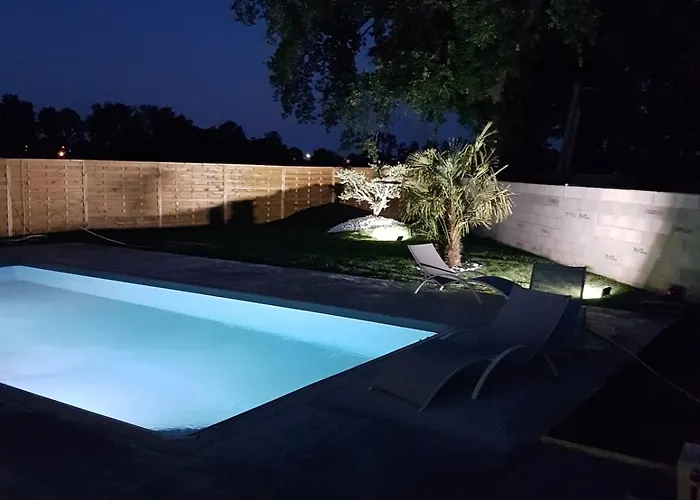 La Du Bien Etre - Jacuzzi Sauna Hammam * Saint-Étienne-de-Tulmont