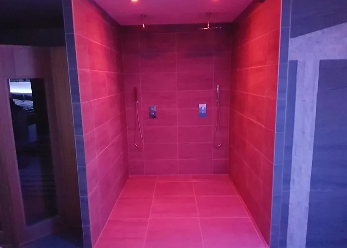 La Du Bien Etre - Jacuzzi Sauna Hammam * Saint-Étienne-de-Tulmont